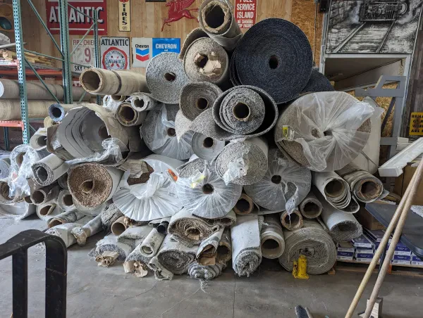 Handshoe's Flea Market & Salvage LLC - photo 3