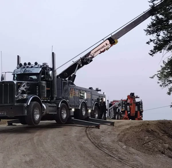 Hendrickson's Towing & Recovery - photo 3