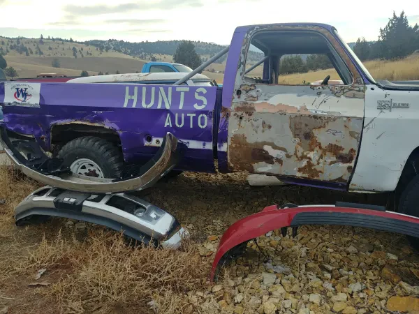 Hunt's Auto Refinishing - photo 2