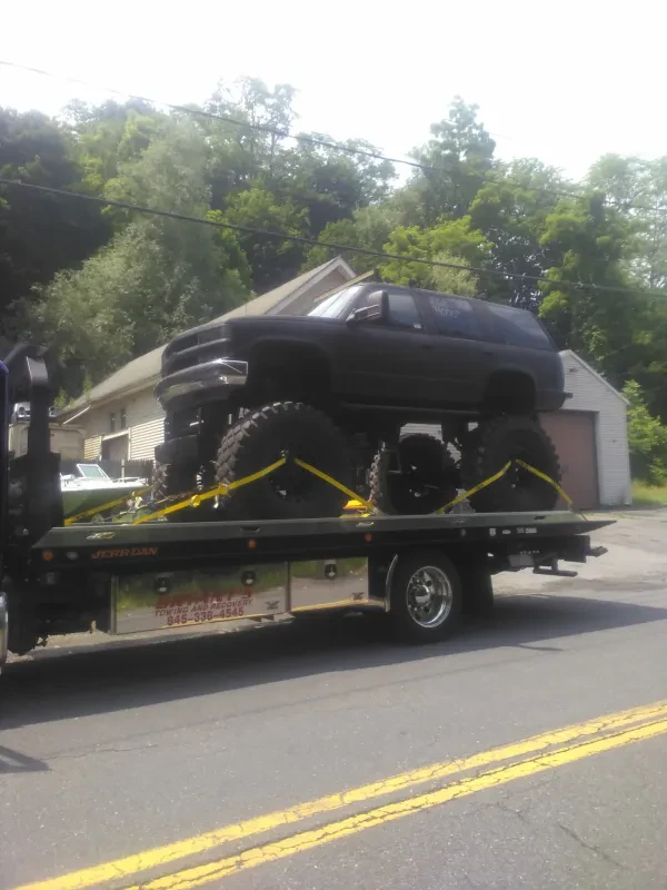 Danny's Auto & Towing - photo 2