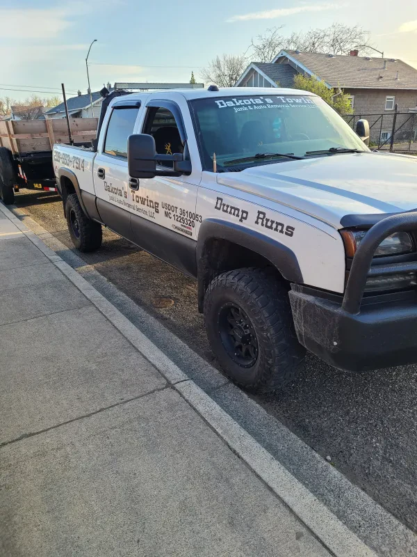 Dakota's towing Junk & Auto Removal Service LLC - photo 2