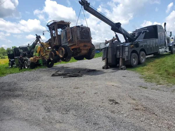 Twin City Auto and Towing LLC - photo 4