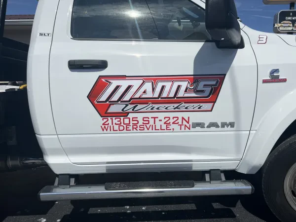Mann's Wrecker Service - photo 3