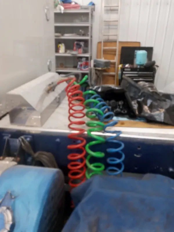 Ronnie's Garage - photo 4