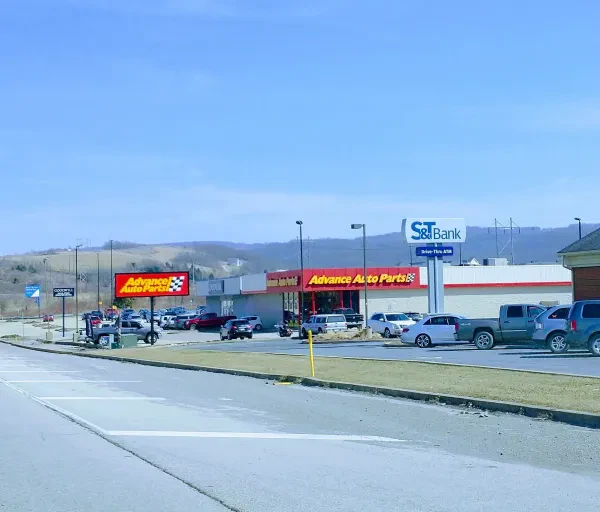 Advance Auto Parts - photo 4