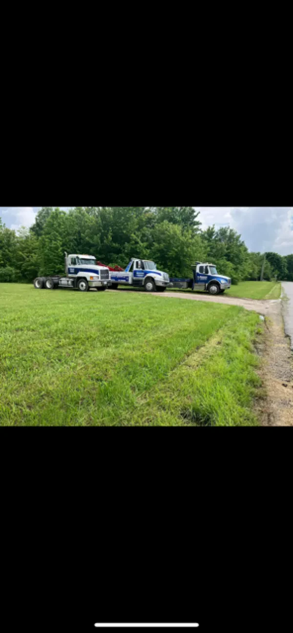 Coomers Salvage and Towing - photo 4