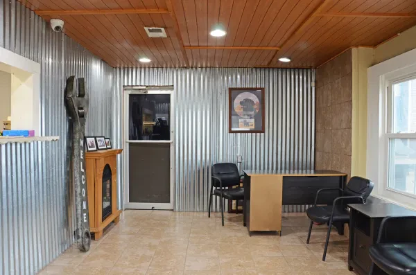 Jim's Auto Body Shop - photo 2