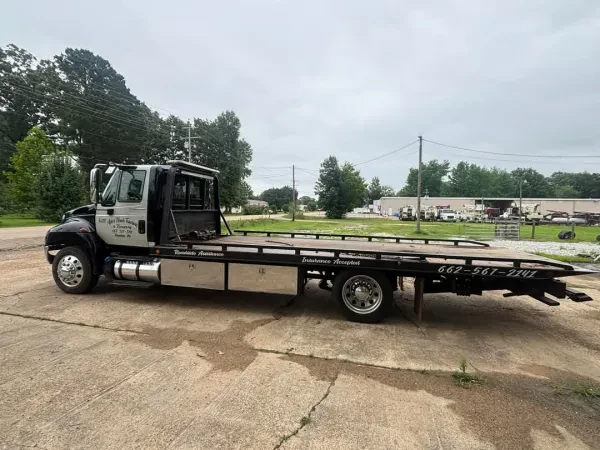 After Hours Towing & Recovery, LLC - photo 2