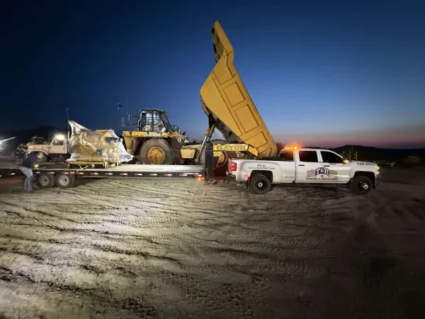 T&H Towing & Recovery - photo 3