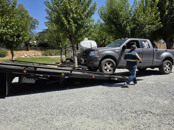 S & M Towing LLC - photo 3
