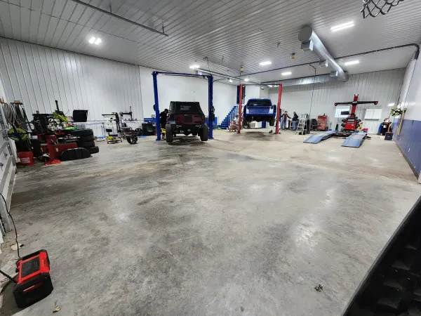 Ronco's Autobody Tire & Wheel - photo 3