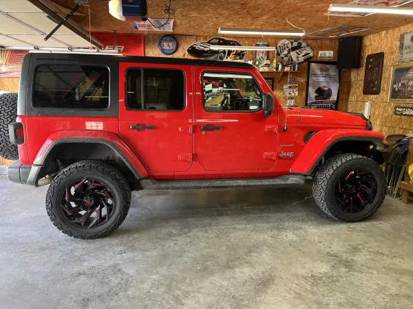 Ronco's Autobody Tire & Wheel - photo 4