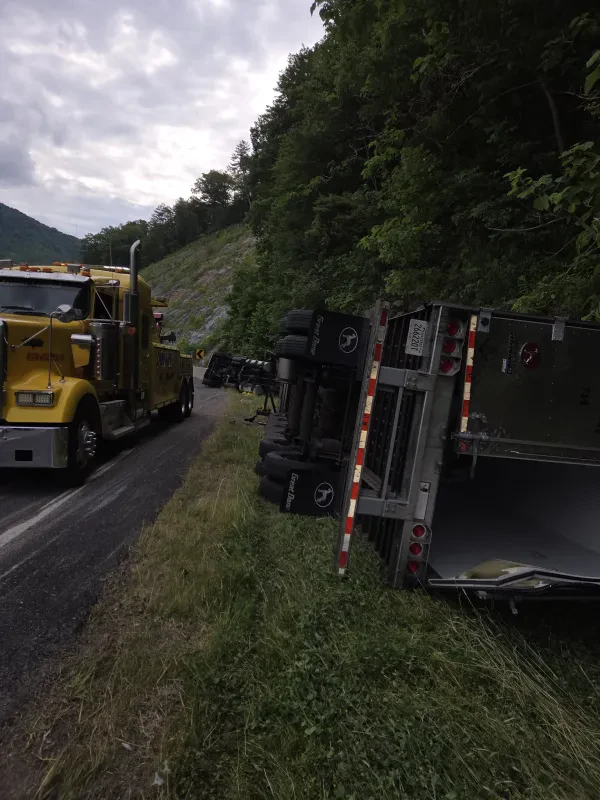 I-40 Truck & Trailer Repair - photo 2