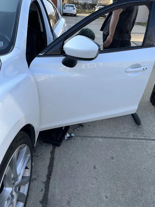 Lucky Auto Glass LLC - photo 4