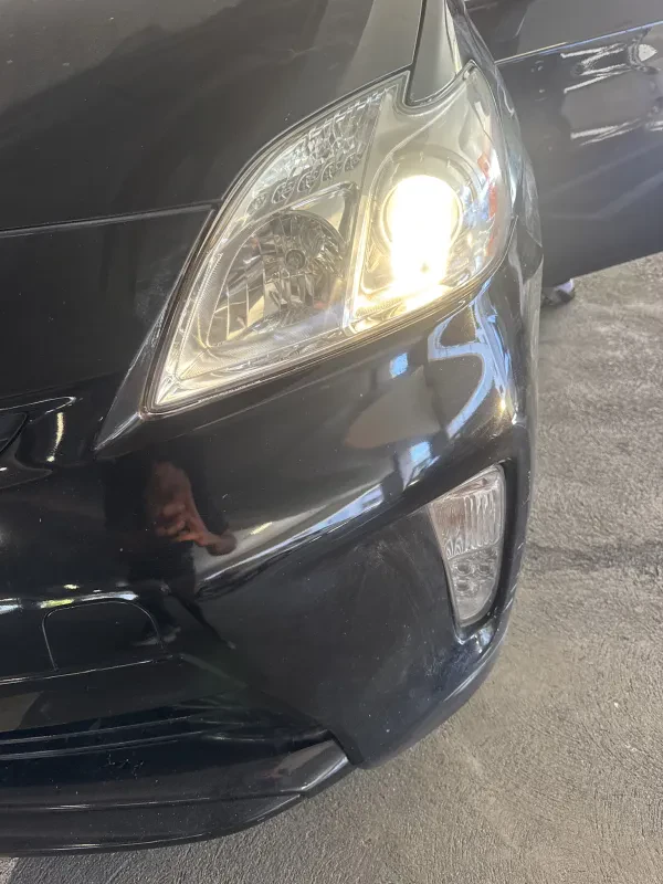 GlowPro Headlight Restoration - photo 2