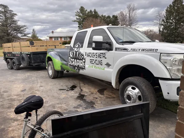 MMR Mackey's metal recycling, moble metal pick up & junk removal.LLC - photo 3