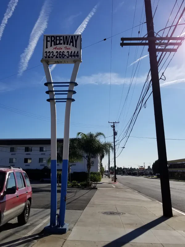 Freeway Auto Inc. - photo 2