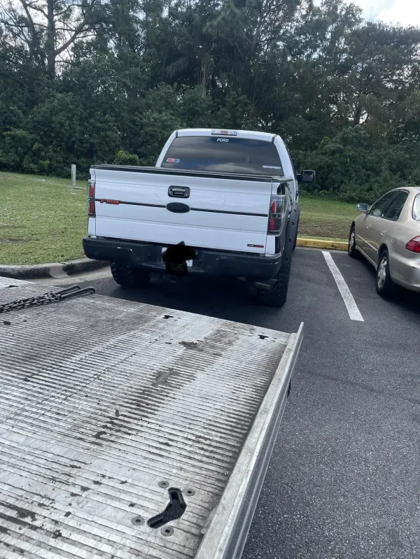 Trez Towing - photo 2