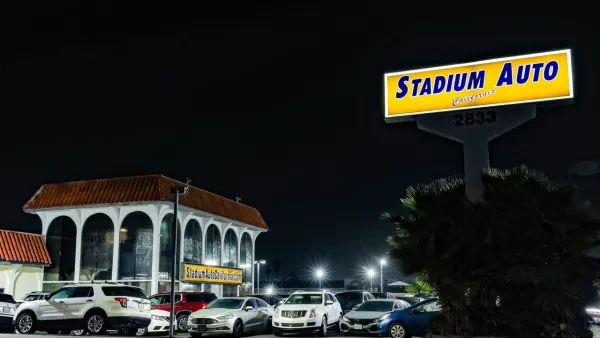 Stadium Auto California - photo 2