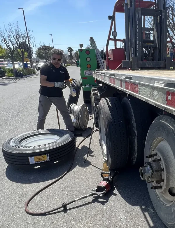 Bestrux Mobile Truck & Trailer Road Service - photo 3