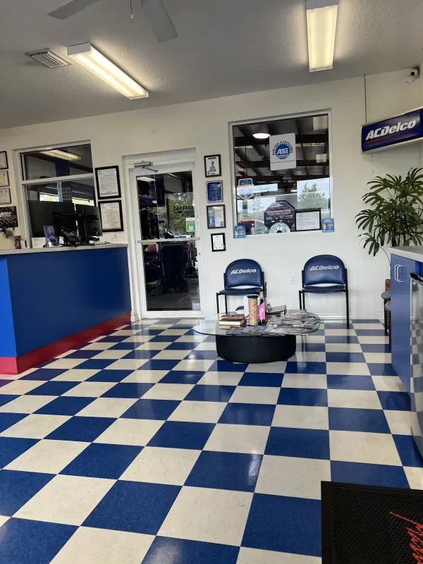 Cassels Garage - photo 3