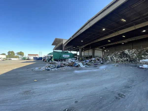 Paramount Resource Recycling - photo 2