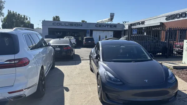 Pristine Collision Center Montebello - photo 2