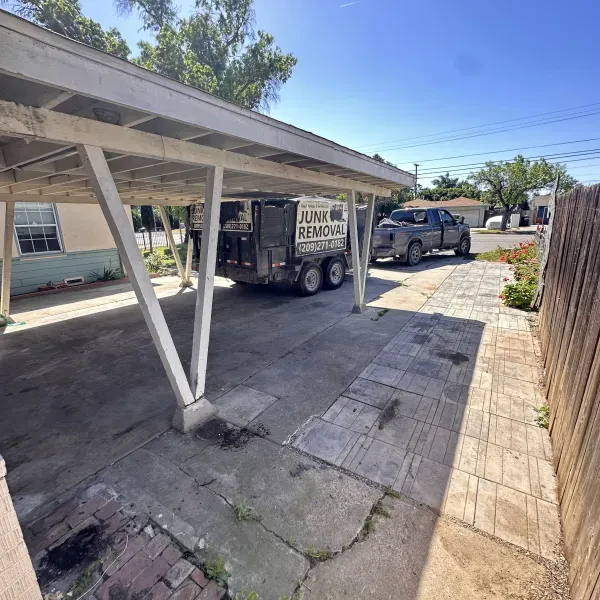 Rapid Junk Removal CA, LLC - photo 3