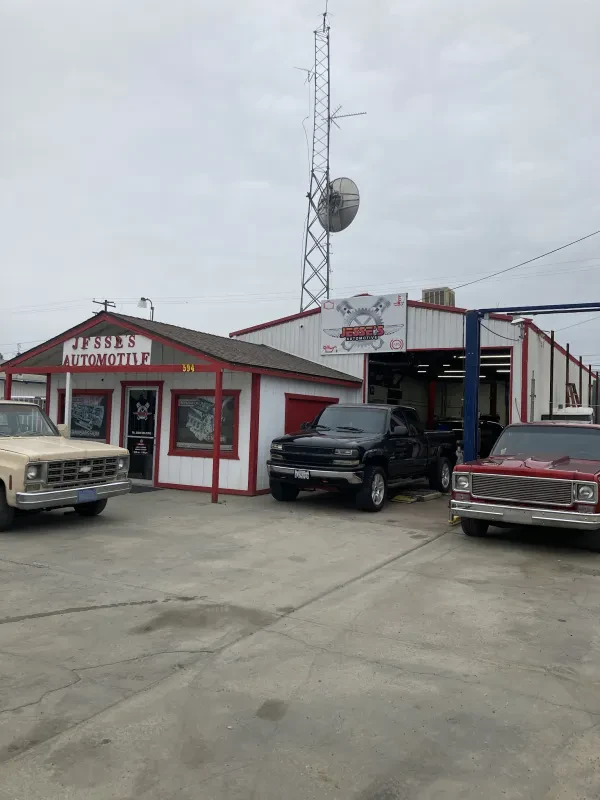 Jesse's Automotive - photo 3