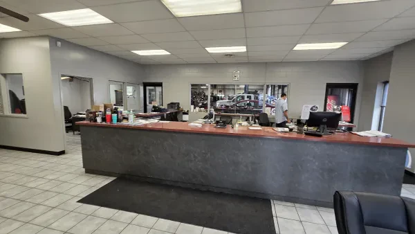 East Peoria Tire and Vulcanizing - photo 3