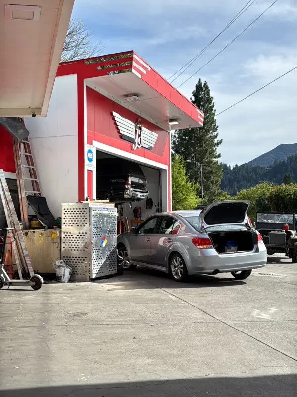 Fara's Auto - photo 2