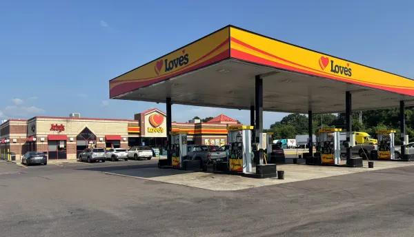 Love's Travel Stop - photo 4