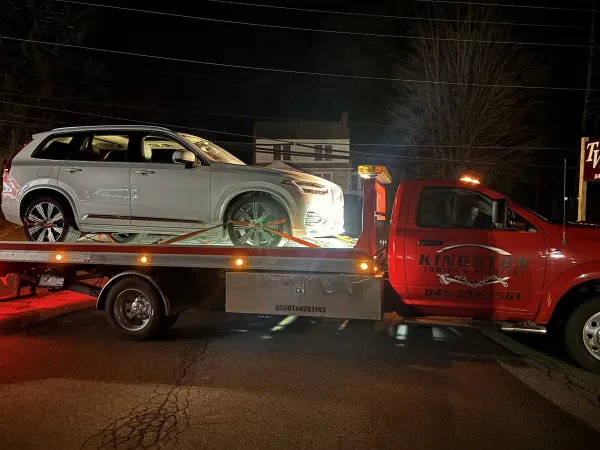 Kingston Towing and Recovery - photo 3