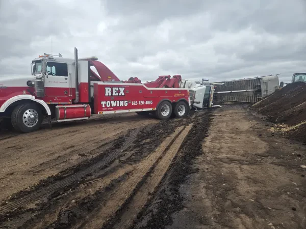 Rex Towing And Recovery- HEAVY AND LIGHT DUTY NORTHFIELD - photo 2