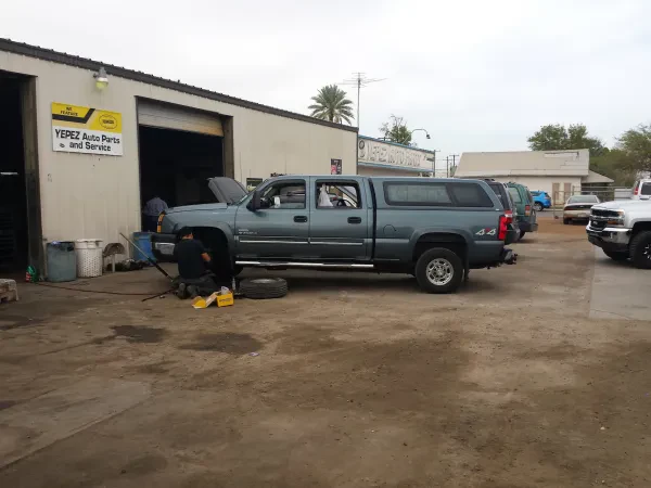 Yepez Auto Parts - photo 3