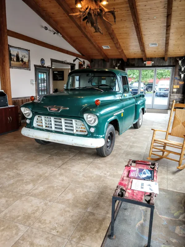 Woodcrest Motors - photo 3
