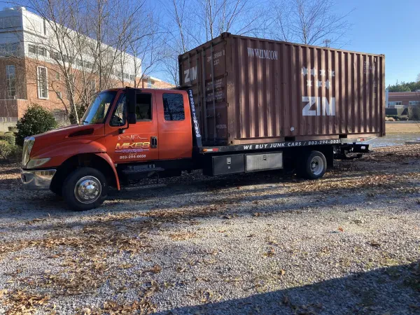 Mikes Towing - photo 3