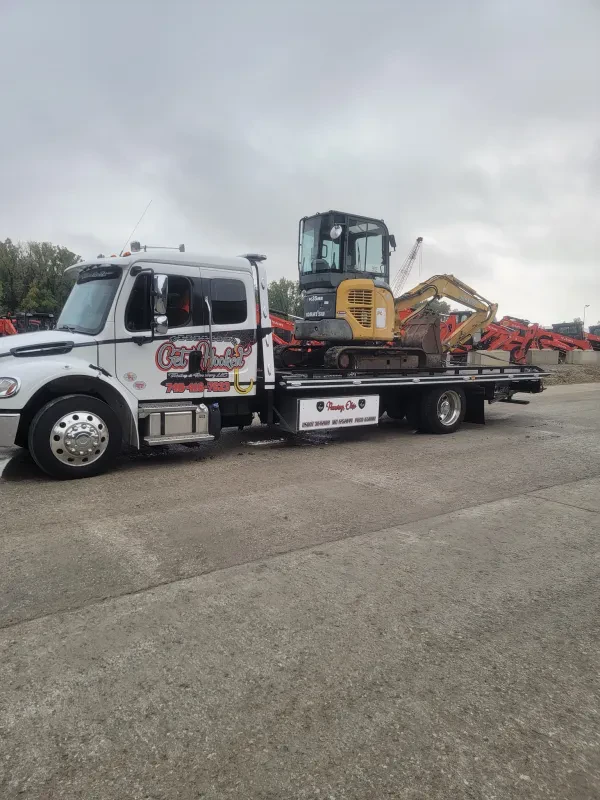Get Hooked Towing & Recovery LLC - photo 2