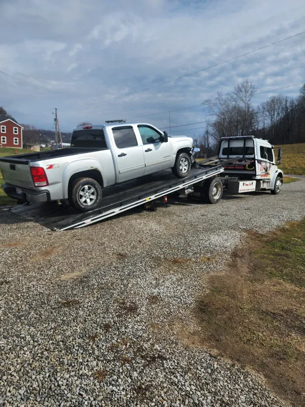 Get Hooked Towing & Recovery LLC - photo 4
