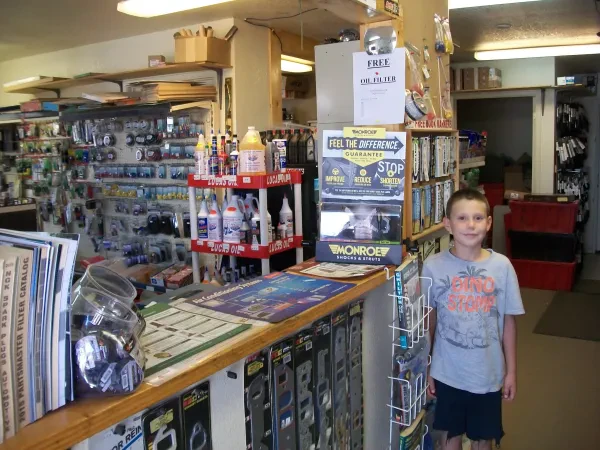 Golden Valley Auto Parts and Hardware - photo 4