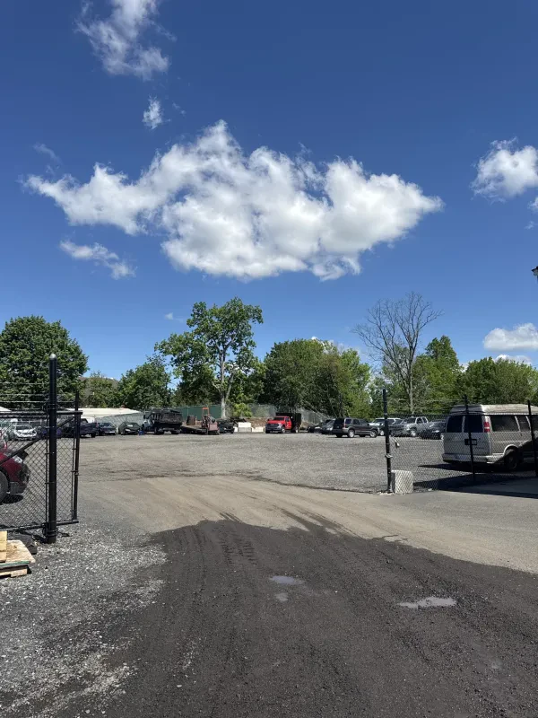 Hawk's Towing & Recovery - photo 4