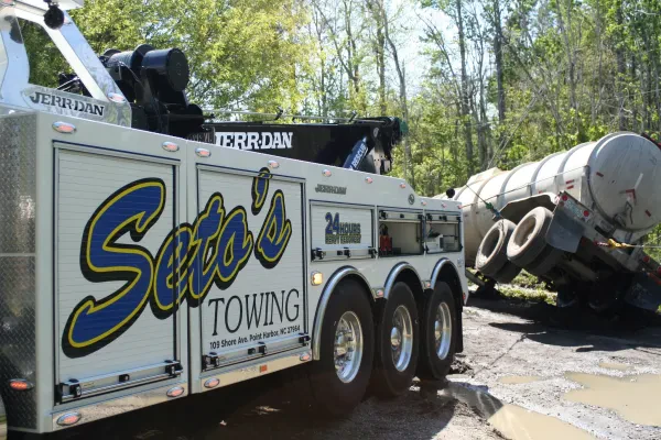 Seto's Towing & Service Center - photo 4