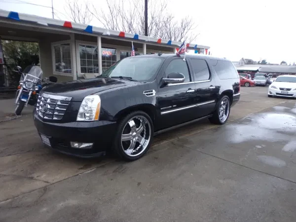 West Lake Auto Center - photo 4