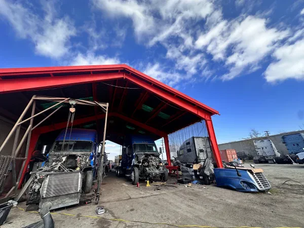 Truck Service Co-Leonard - photo 2