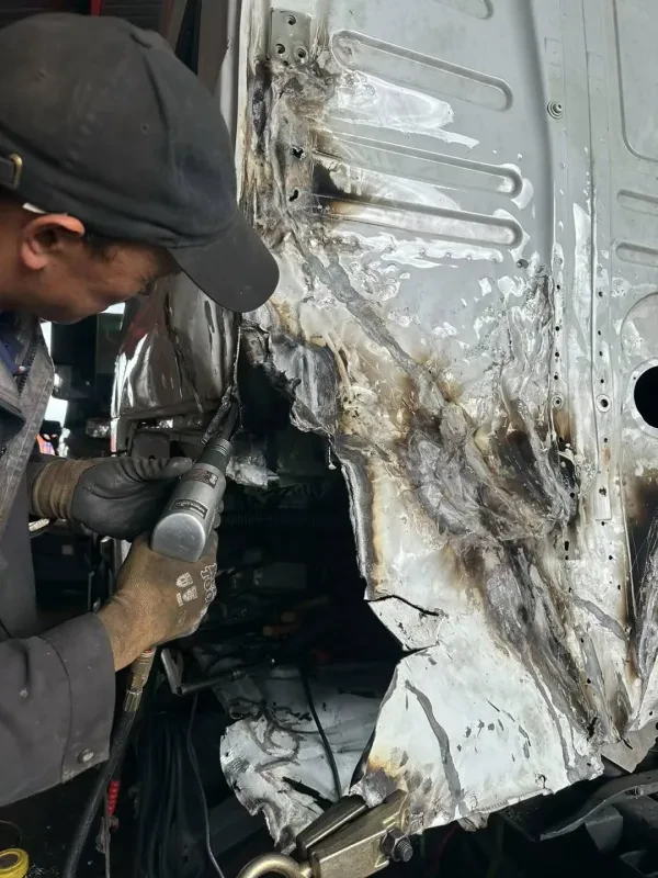 Truck Service Co-Leonard - photo 3