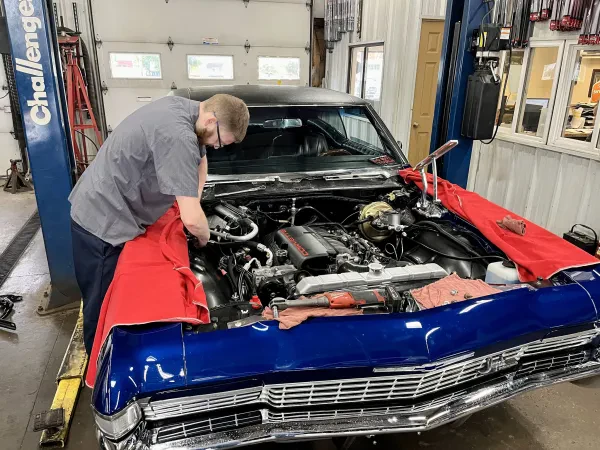 Hineman's Complete Auto Service & Towing Inc. - photo 3