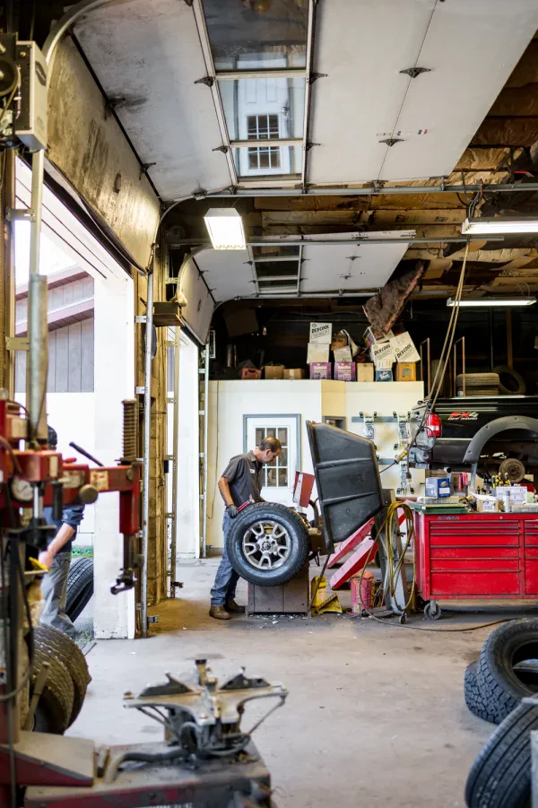 TRYGAR'S Auto Center and Kwik Lube - photo 3