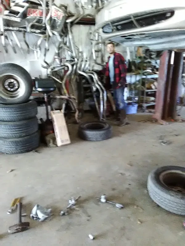 Jay's Mufflers & Used Auto Parts and Towing - photo 3