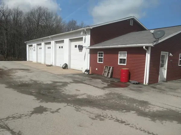 Fess's Auto Center Inc - photo 4