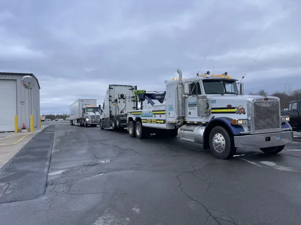 Duchniks Service Center & Towing - photo 2